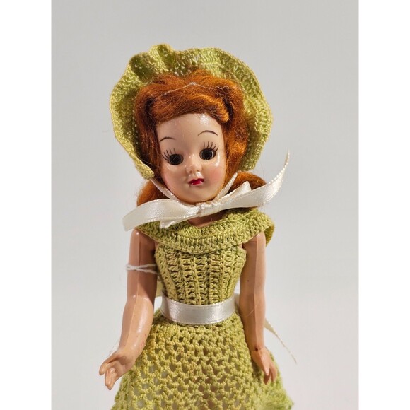PLK Vintage 1940's 8" Unbranded Doll Dolly In Hand Crafted Crocheted Dress EUC - Picture 3 of 12